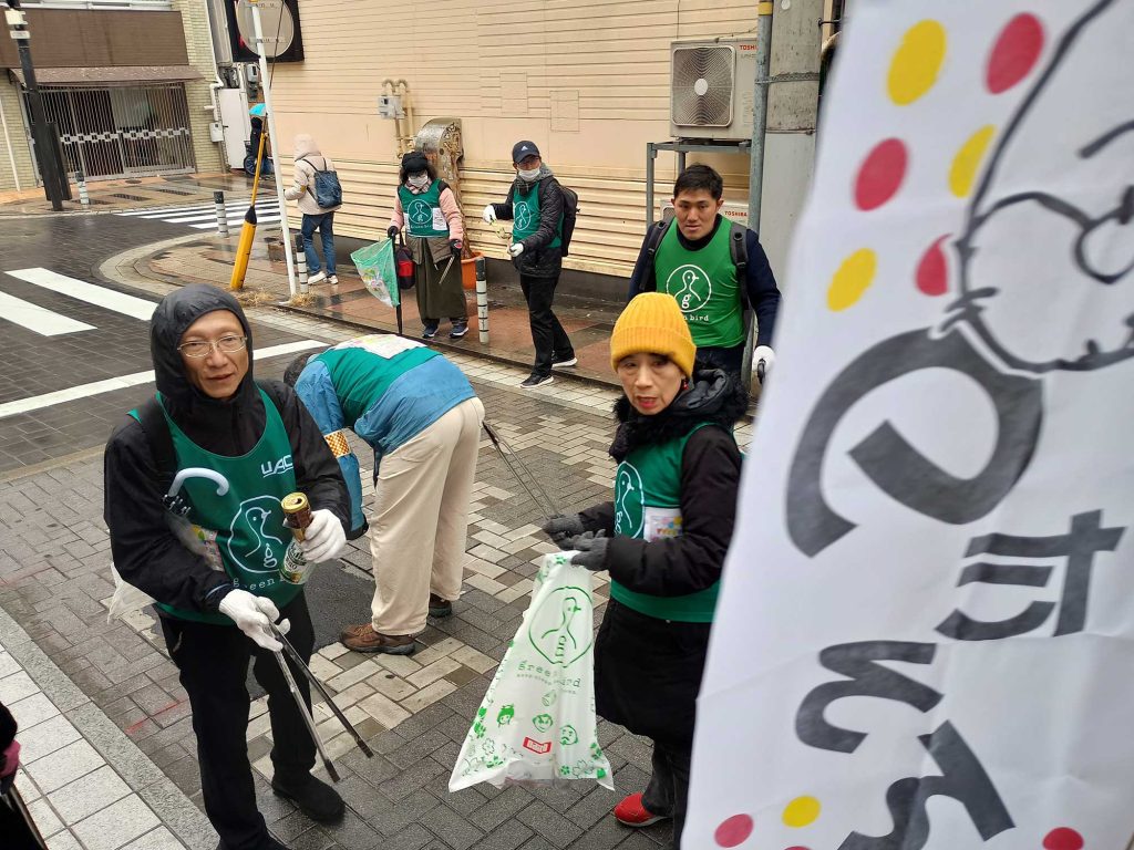 のたろんの旗とクリーン大作戦参加者